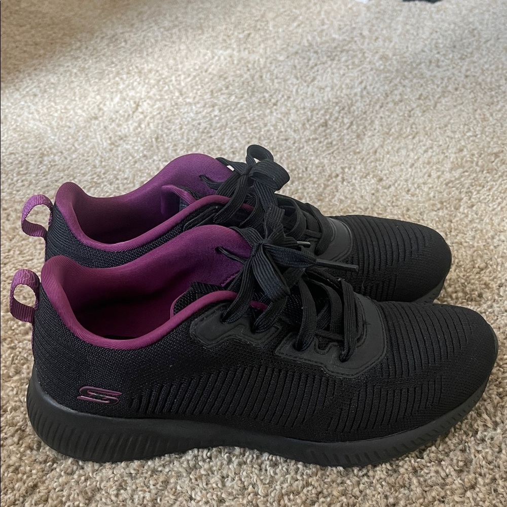 Skechers Women's Black and Purple Sneakers